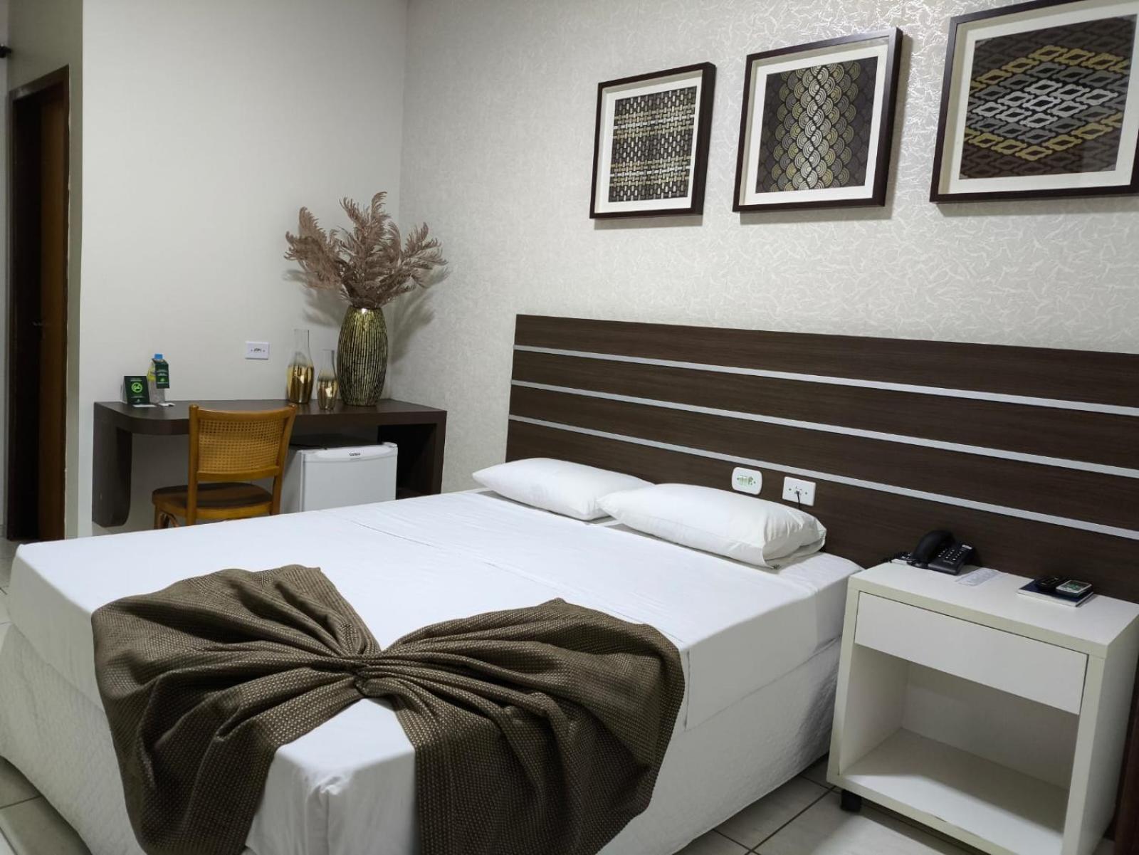 Papagaio Hotel